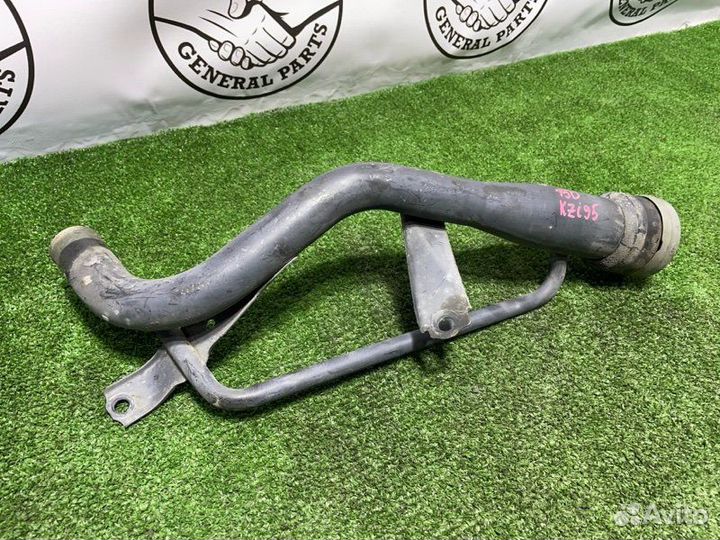 Горловина топливного бака Toyota Land Cruiser