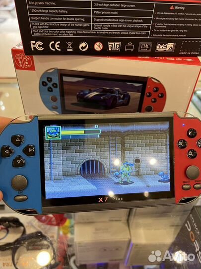 Приставка портативная 2000 игр 8Гб