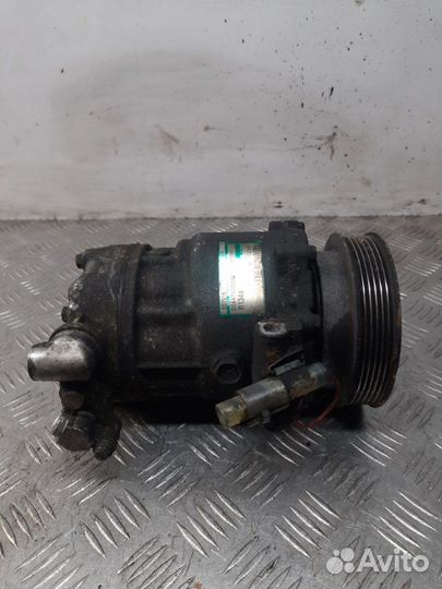Компрессор кондиционера Rover 45 хэтчбэк 5 дв. 2.0