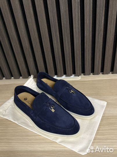 Loro Piana Summer Charms Walk Argo Blue (37,5)