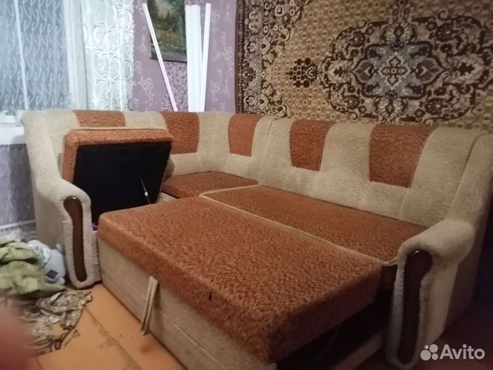 Угловой диван
