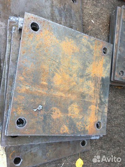 Закладная пластина 300х300х10