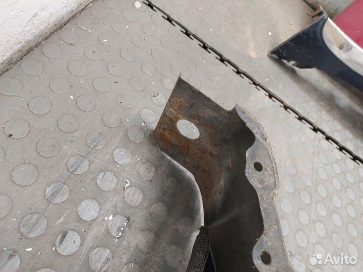 Крыло правое переднее Mazda 5 (CR)