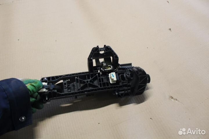 Ручка двери нaружная задняя левая Mercedes C-klasse W204 2007-2015