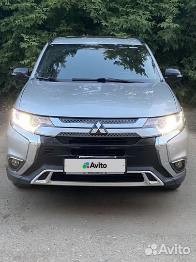 Mitsubishi Outlander 2.4 CVT, 2018, 115 000 км