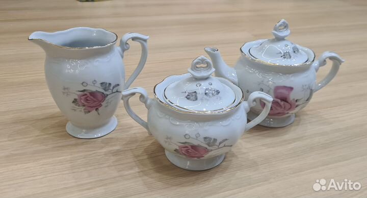 Сервиз чайный и столовый 