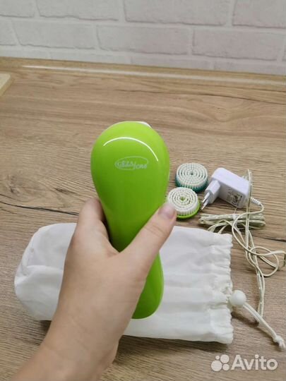 Щетка для лица