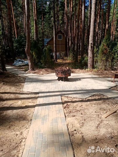 Укладка тротуарной плитки