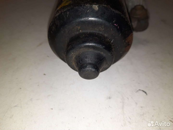 Моторчик стеклоочистителя Mazda 626