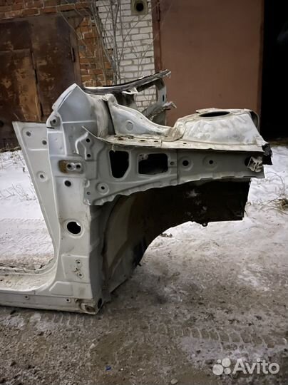 Порог правый со стойкой Toyota Camry 50