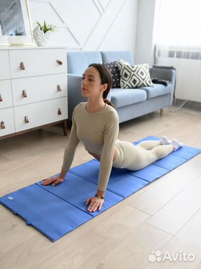 Спортивный коврик синий