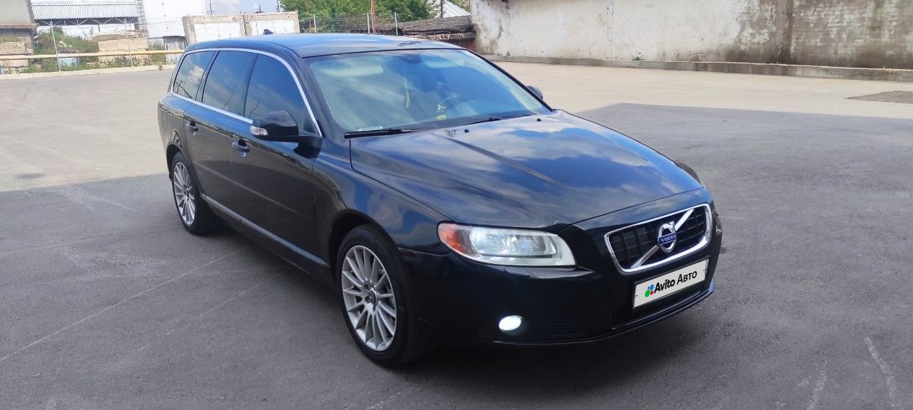 Volvo V70: фото из отзыва