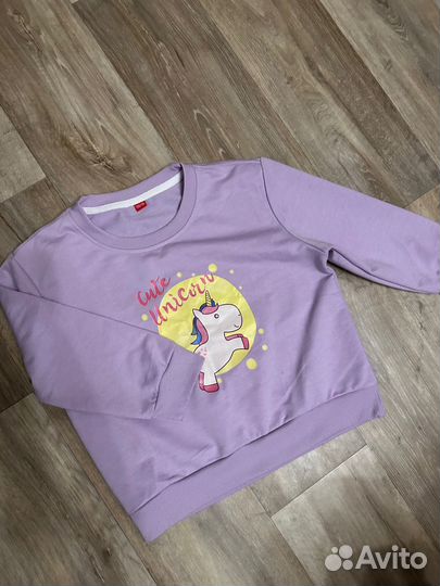 Кофточки для девочки 116-122