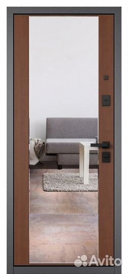 Входная дверь с зеркалом