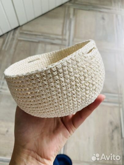 Корзинка вязаная