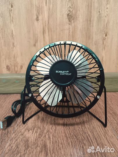 Вентилятор USB настольный Scarlett