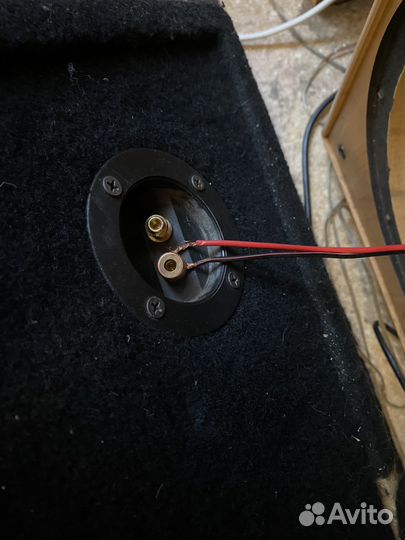 Сабвуфер с усилителем