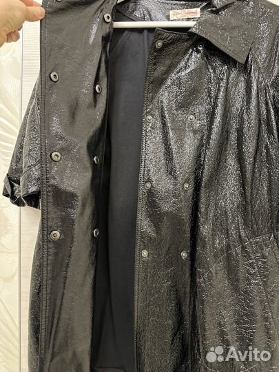 Плащ из лайковой кожи