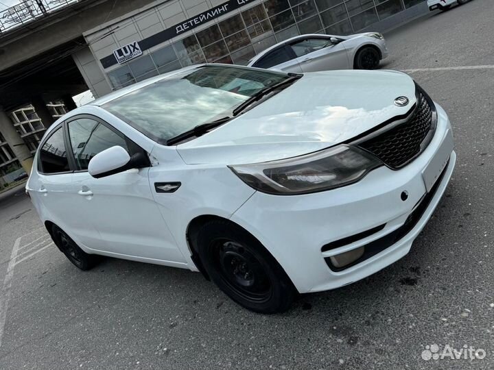 Kia Rio 1.4 AT, 2015, 330 000 км