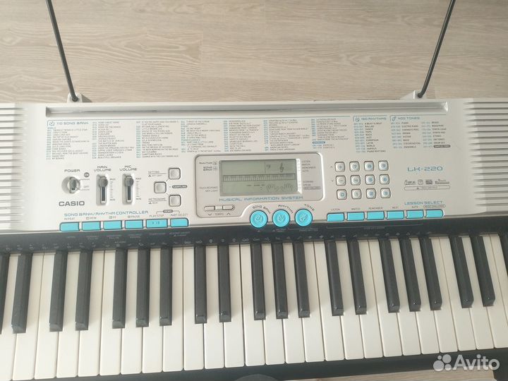Синтезатор casio lk220
