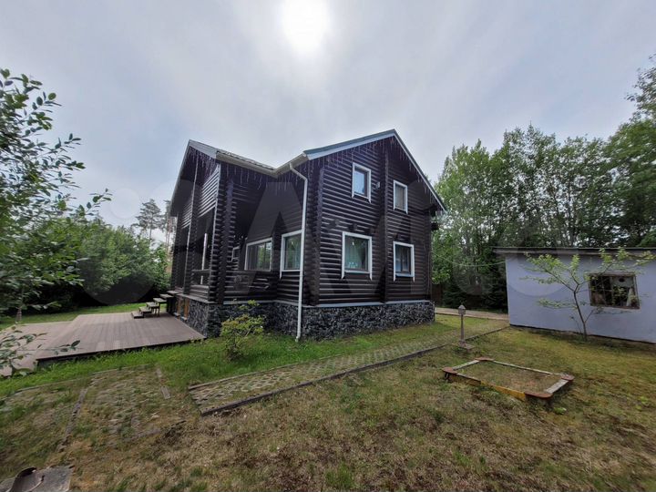 Дом 156 м² на участке 15 сот.