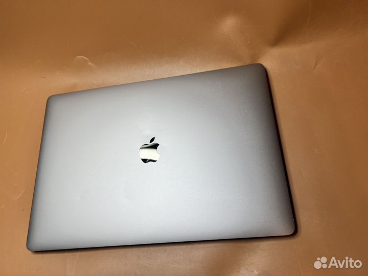 Apple macbook pro 16 2019 i9 2Tb SSD