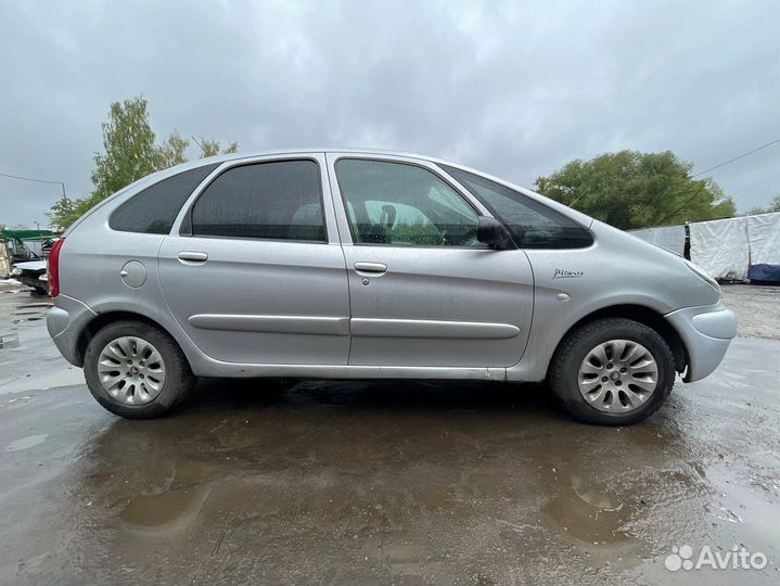 В разборе Citroen Xsara Picasso 2007 1.8 6FZ МКПП