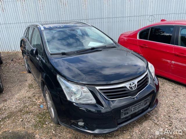 Замок багажника Toyota Avensis (T270) 2zrfae 1.8