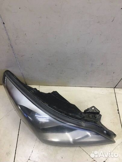 Фара правая Hyundai Solaris