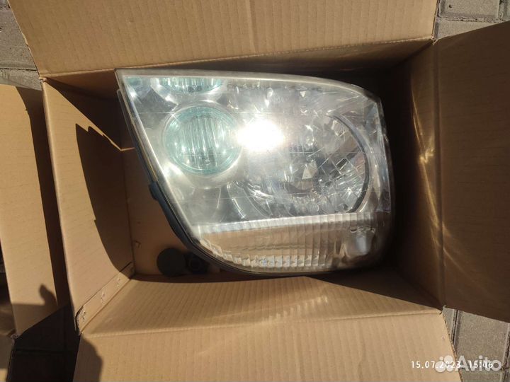 Фара Nissan x-trail 2007 г.в