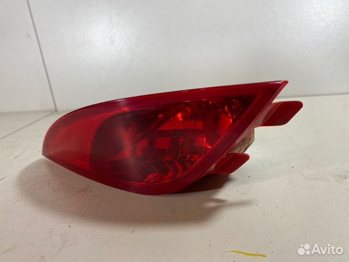 Фонарь бампера задний правый Hyundai Ix35