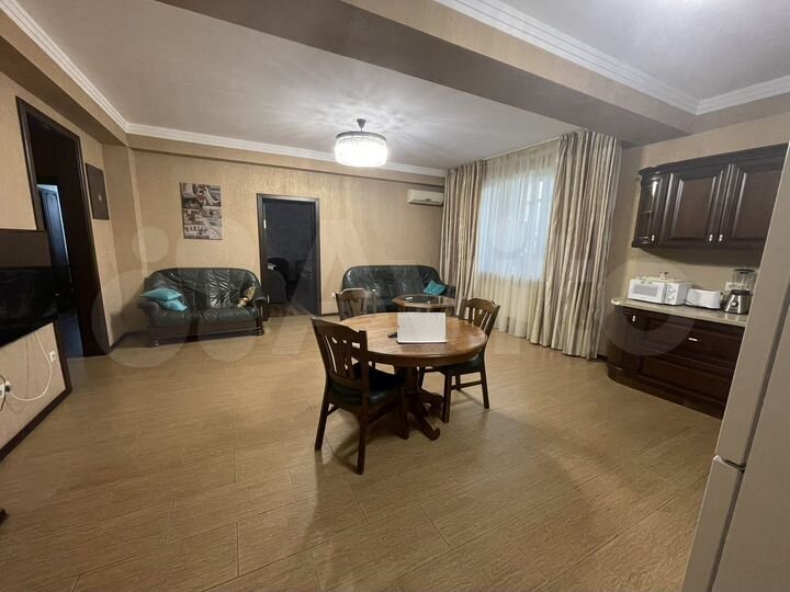 3-к. квартира, 85 м², 1/4 эт.