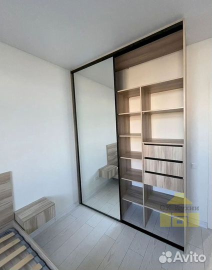 Угловой шкаф