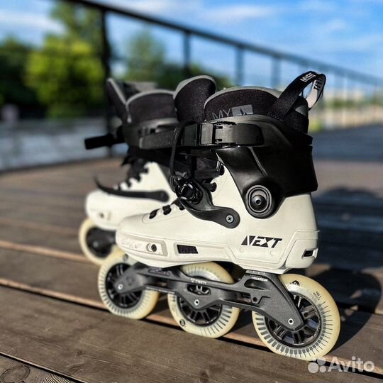 Роликовые коньки Powerslide Next 100