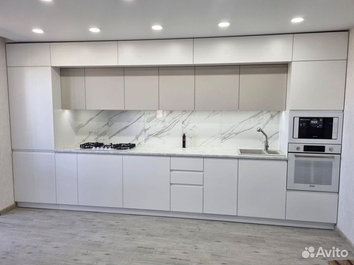 Кухня современная на заказ. Доставка и сборк