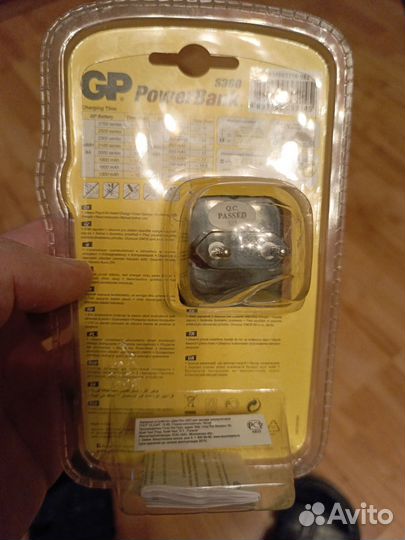 Зарядное устройство GP для аа аккумуляторов