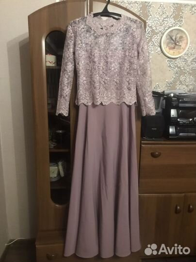 Вечернее платье в пол 46 размер
