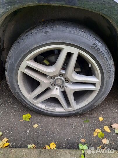 Bridgestone Blizzak LM-005 275/45 R21 110V
