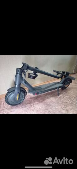 Электросамокат Xiaomi Essential