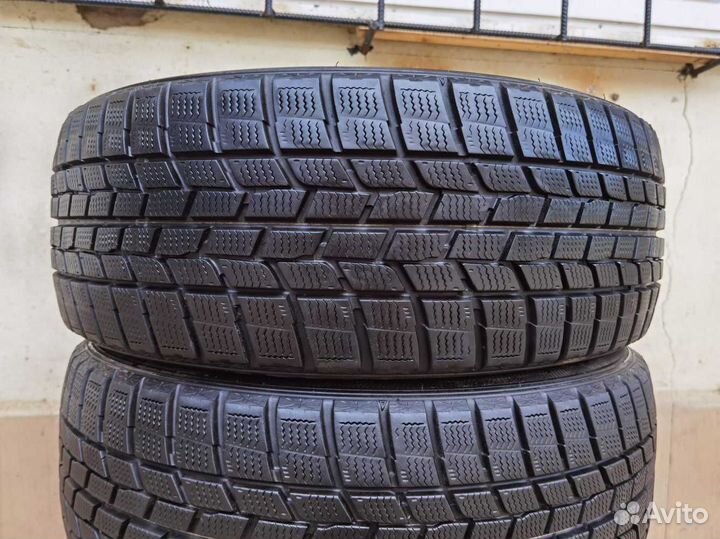 Goodyear Ice Navi 6 215/45 R17 87Q