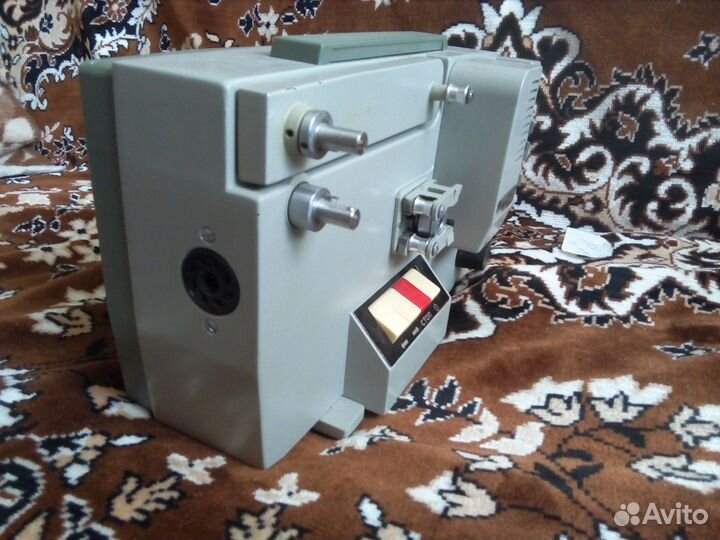 Кинопроекторы 