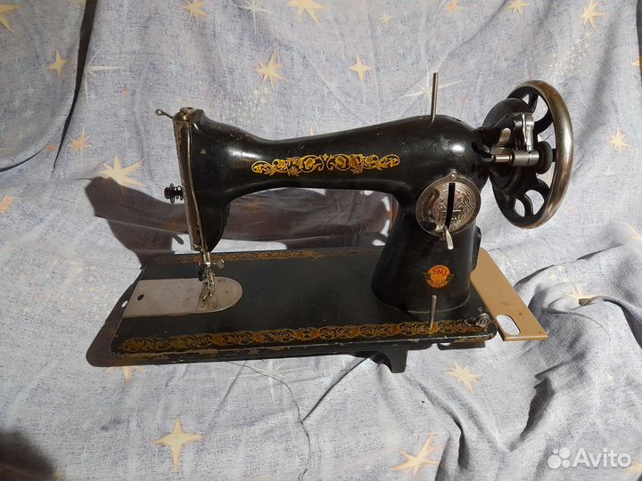 Швейная машинка пмз им. Калинина