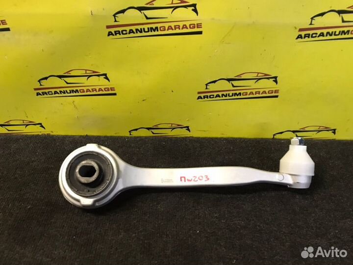 Рычаг верхний передний правый Mercedes