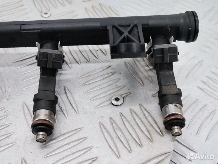 Форсунка Renault Kangoo рест. 2009 8200227124