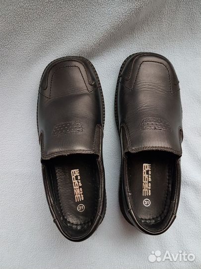 Туфли классические на мальчика р-р 31