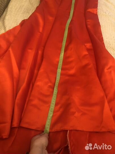 Платье вечернее со шлейфом