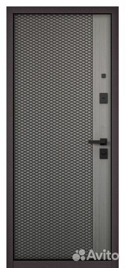 Входные металлические двери в квартиру