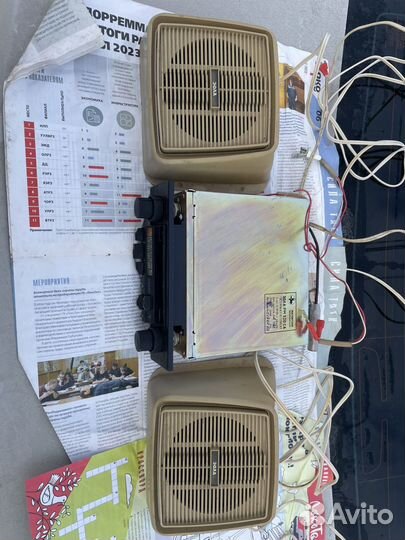 Кассетная автомагнитола ретро