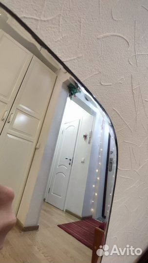 Зеркало с фигурным фацетом