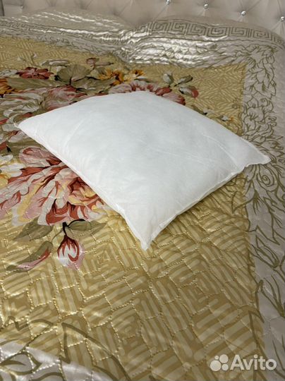 Подушка детская/ декоративная новая